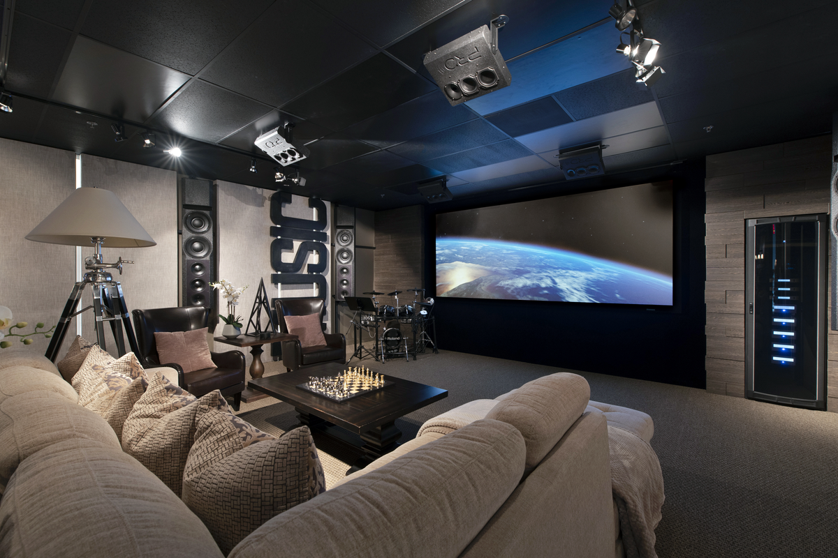 Overcoming the Audio Challenges Presented by Video Walls